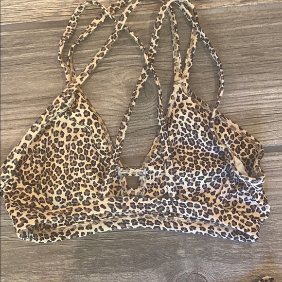 Leaport print crop leggings and matching top - Picture 4 of 9